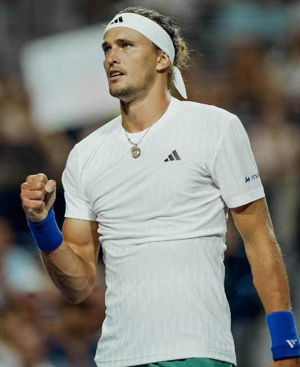 美网横扫戴维斯杯，兹维列夫惊艳四座