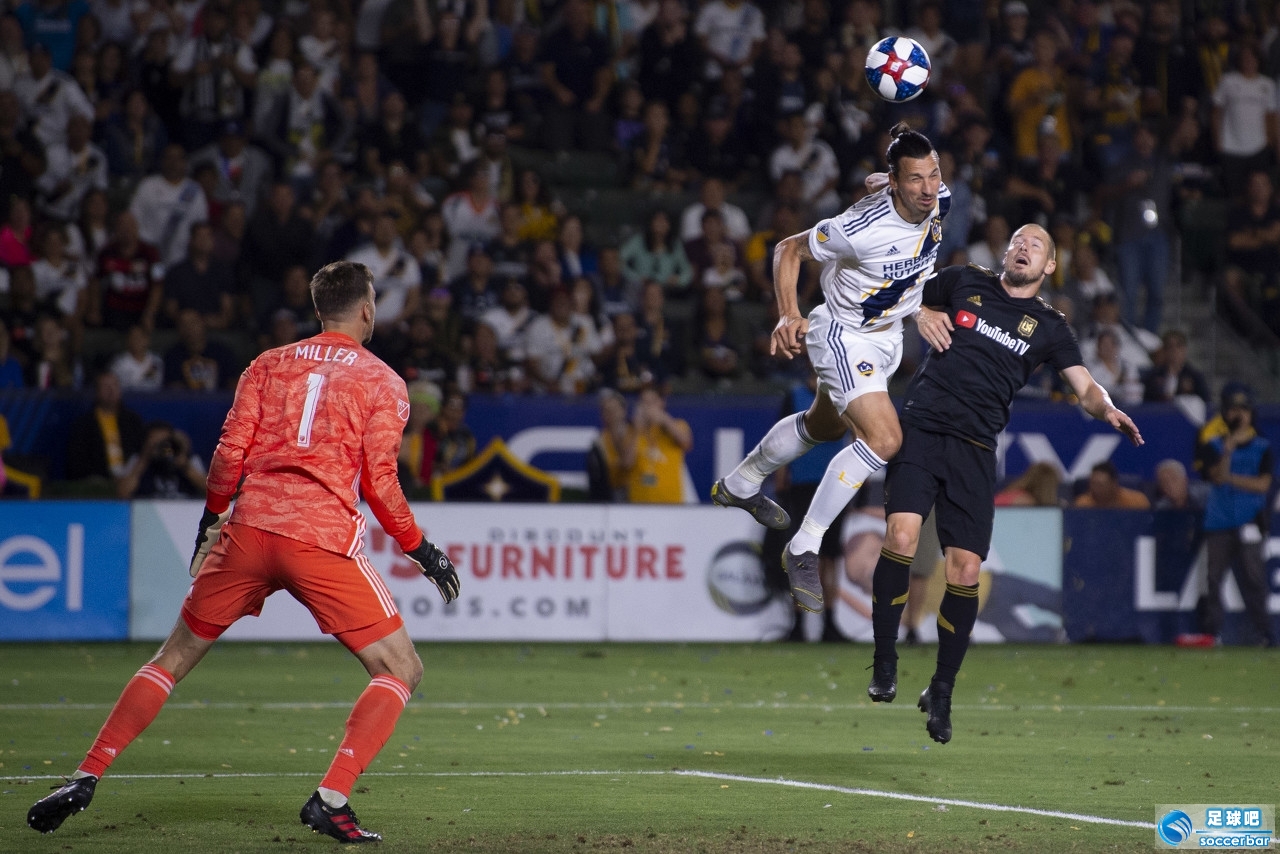 墨西哥逆转罗马，伊布关键制胜