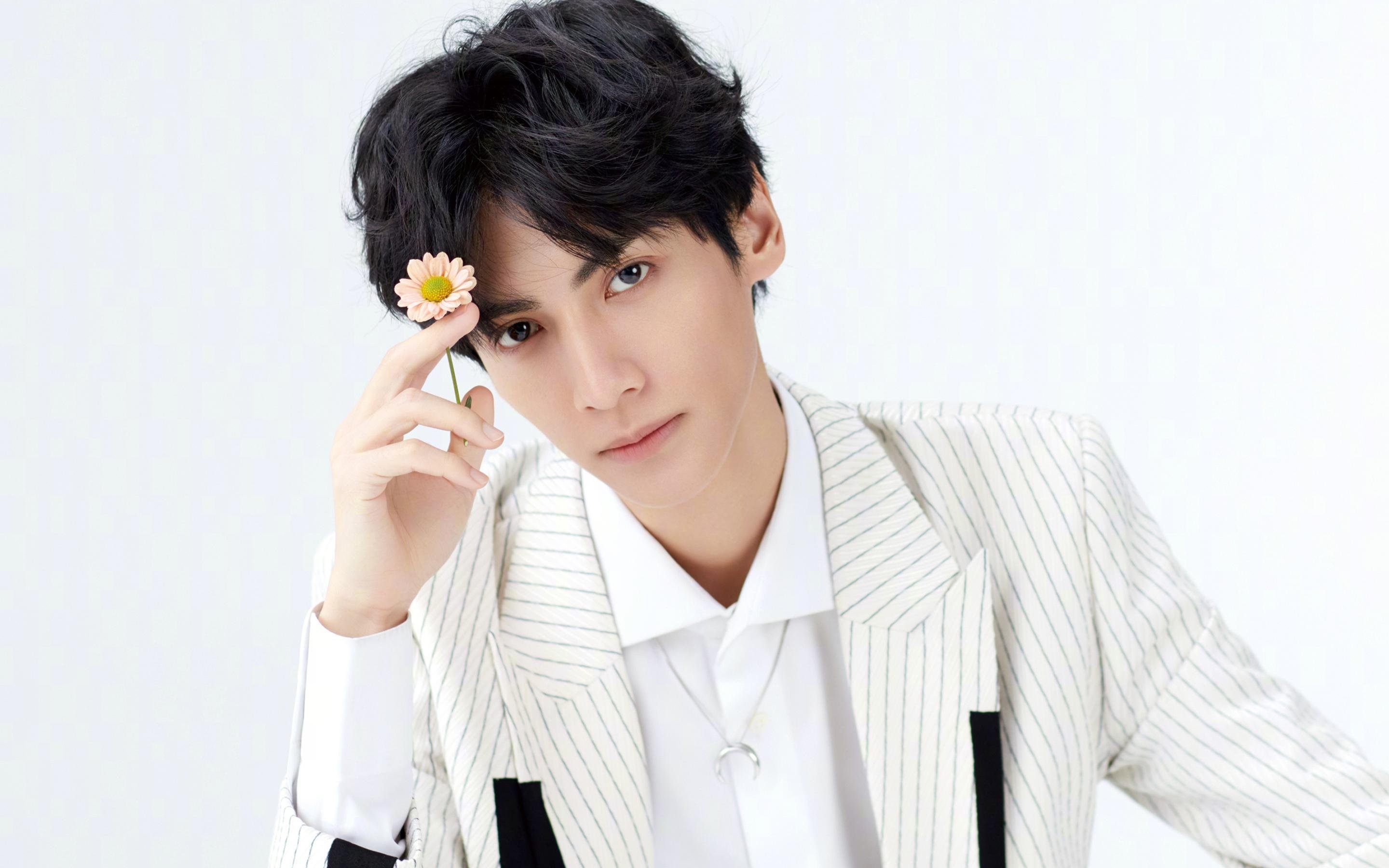 友谊赛惊魂，基耶萨一击制胜，塞维利亚力克五星巴西