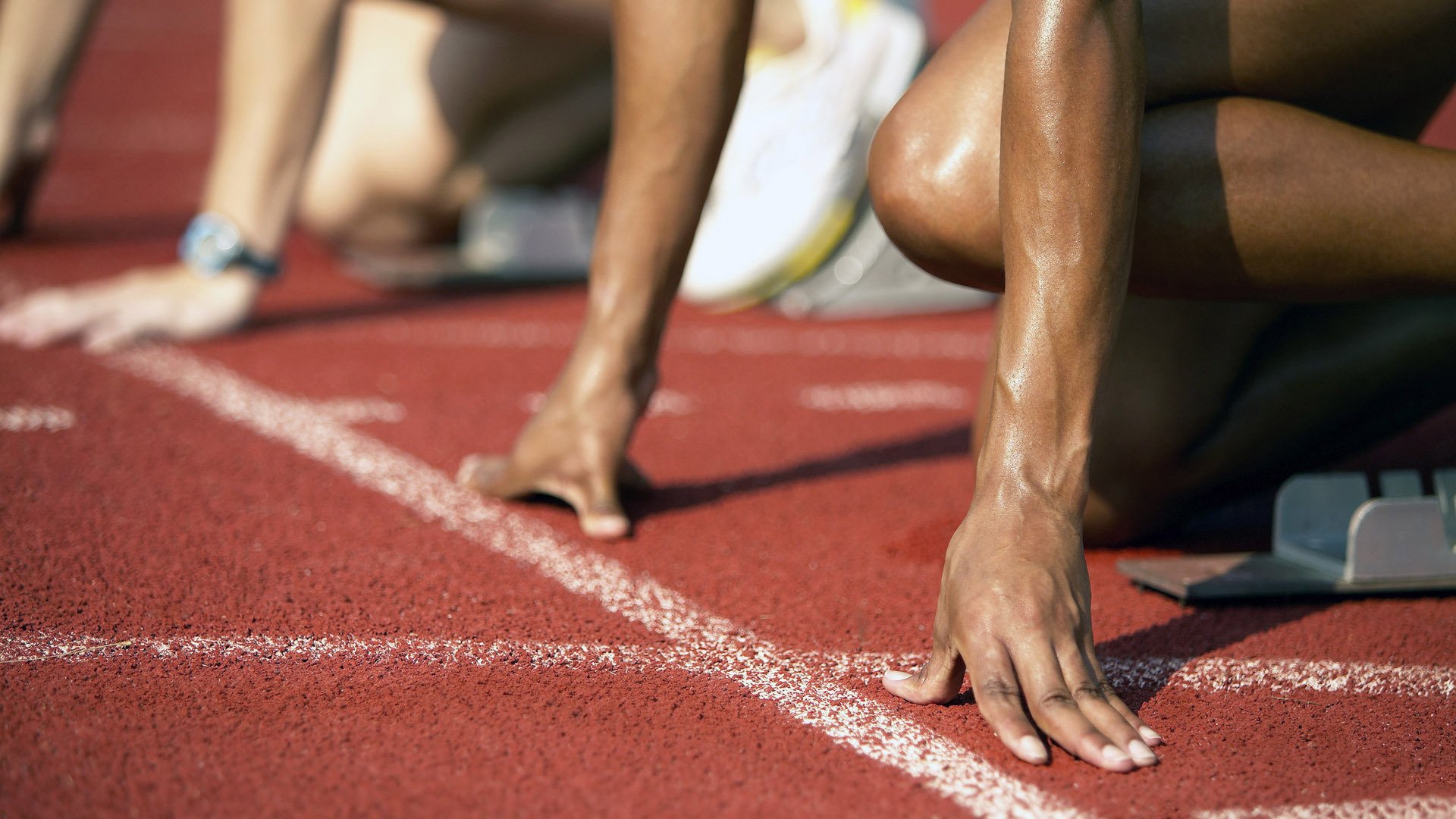 雷霆万钧夜，范弗利特一剑封喉，当上海大鲨鱼啃碎青春风暴