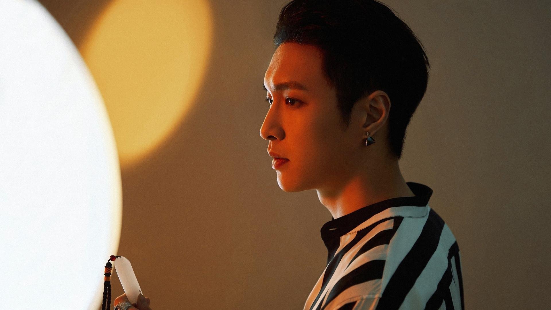 雷火电竞中国-绿茵场的炮火与地中海的浪潮，当弗拉霍维奇爆发遇见突尼斯粉碎里昂