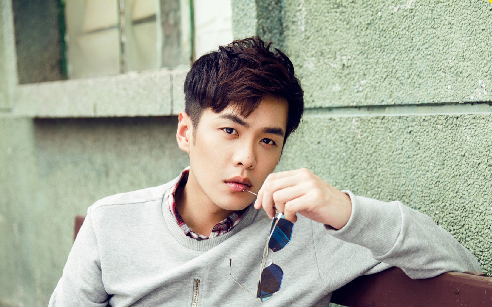 雷火电竞充值-跨界奇兵！卡塞米罗末节18分导演逆转，挪威爆冷击碎德国不败金身